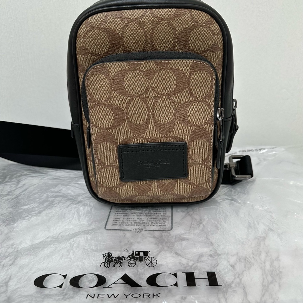 Coach Racer Sling Pack in Signature Canvas
